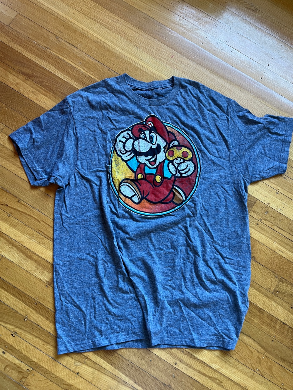 Super Mario Brothers grey mushroom Luigi cartoon t-shirt XL video game fun 80s
